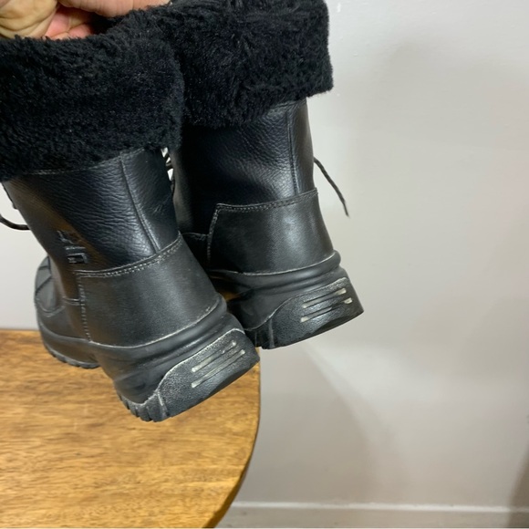 UGG Women Black Winter waterproof Boots - Picture 9 of 12